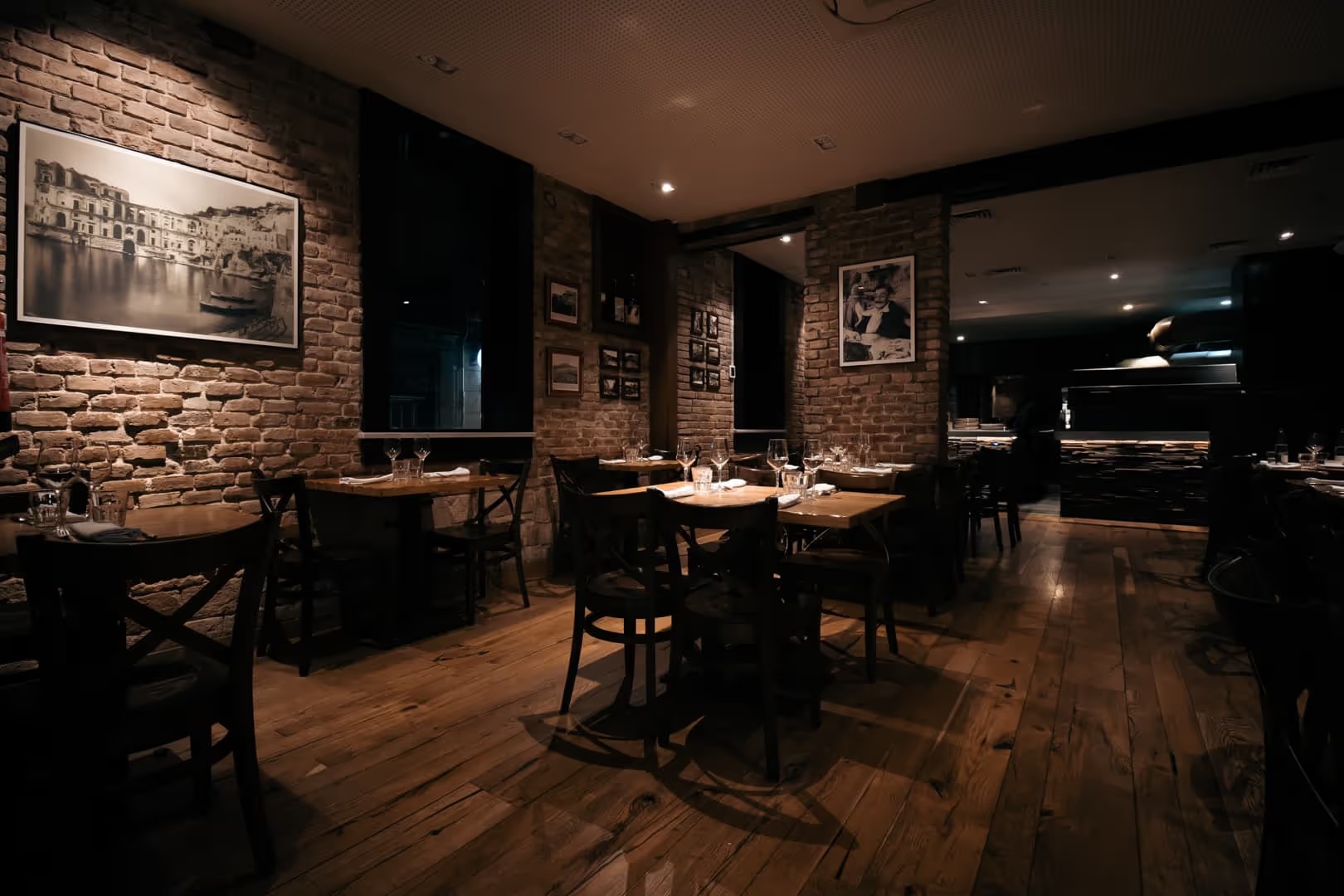La Bella Napoli - Restaurant in Poble Sec, Barcelona