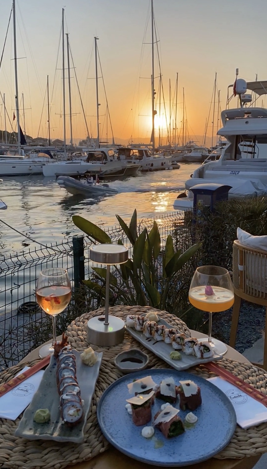 Fuente Çeşme Marina – Restaurant in Çeşme, Çeşme