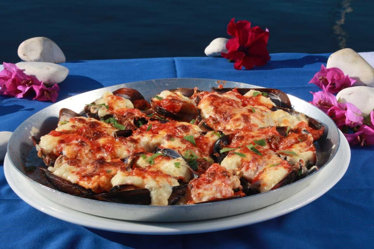 Midyeci Şehmus Usta'nın Yeri - Restaurant in Gündoğan, Bodrum